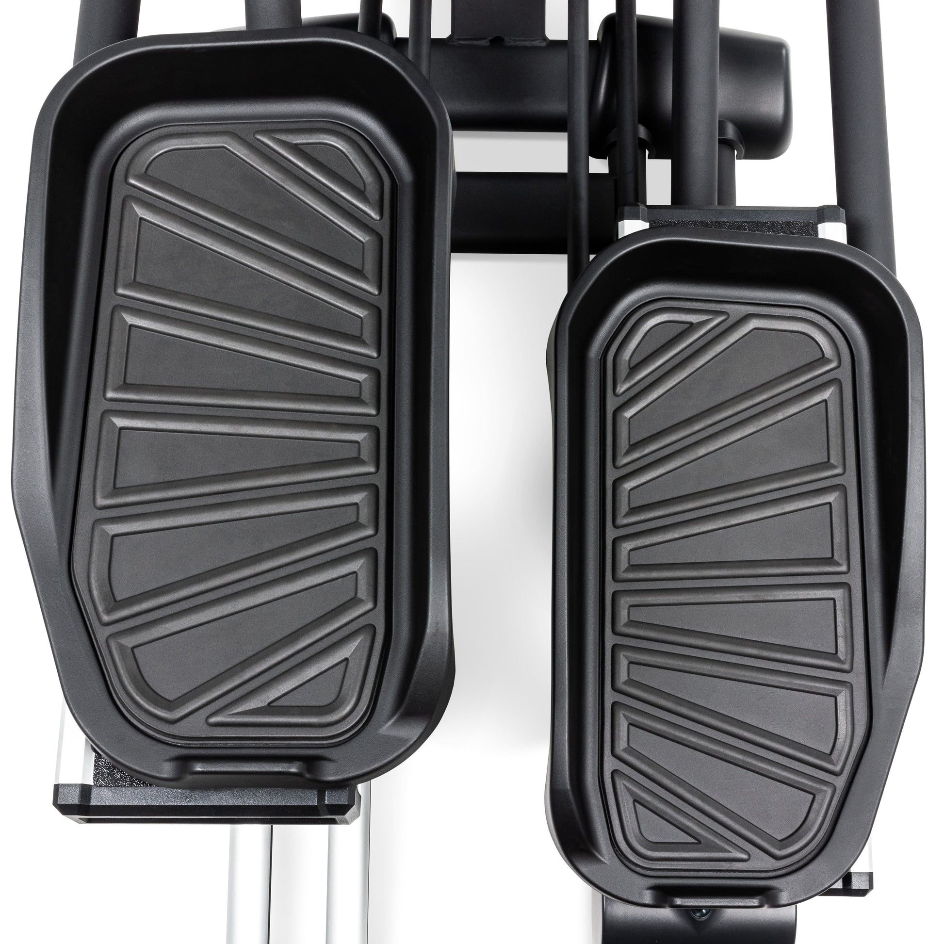 sole-fitness-e95s-elliptical-cross-trainer-sole-e95s-3