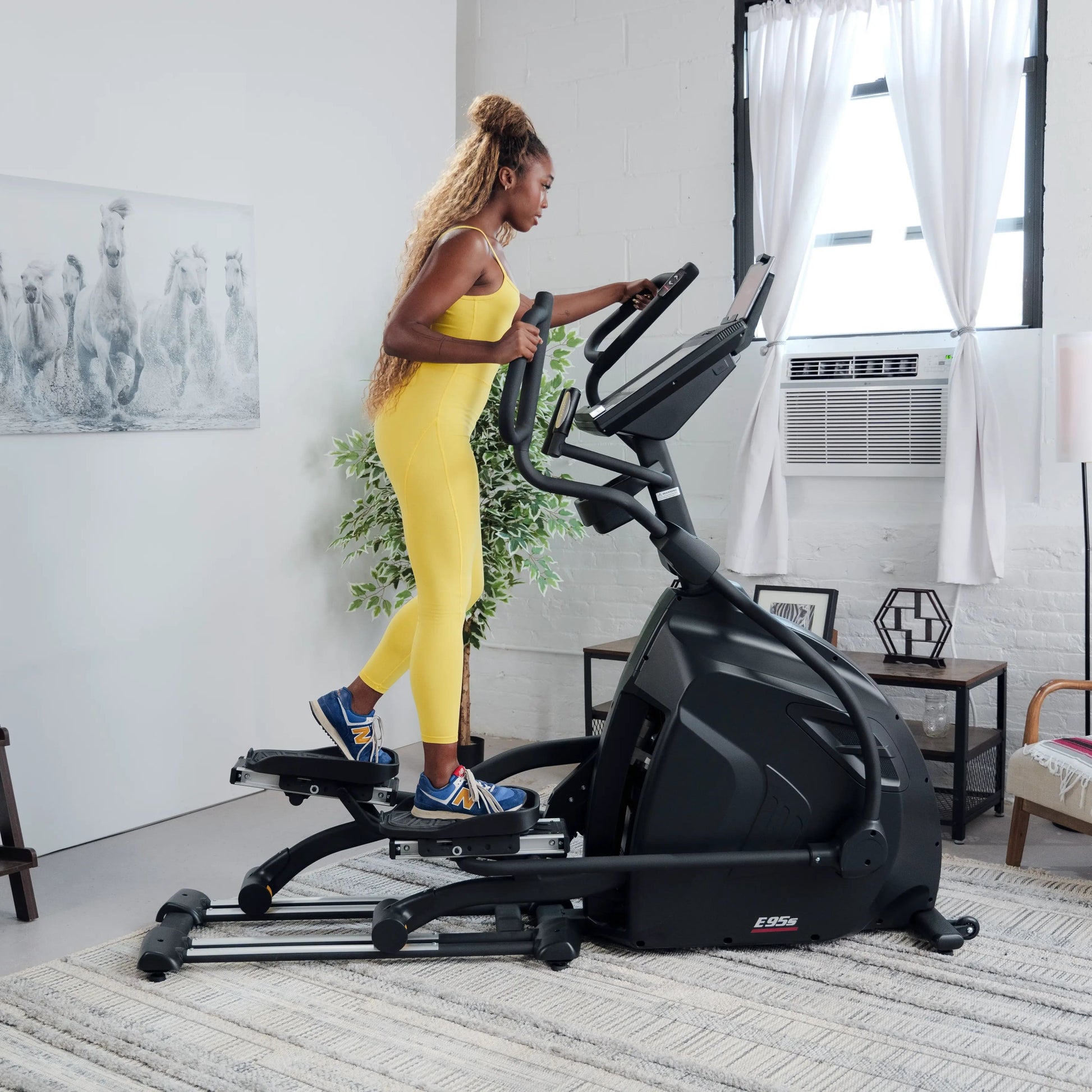 sole-fitness-e95s-elliptical-cross-trainer-sole-e95s-4
