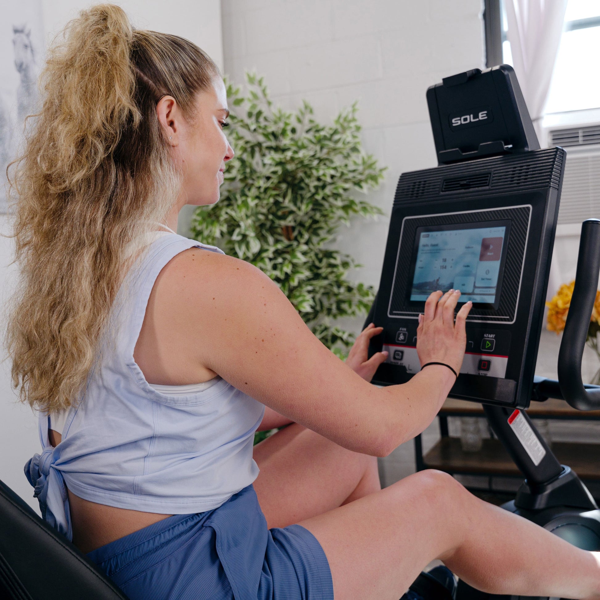 Sole Fitness Light Commercial Recumbent Bike with Touch